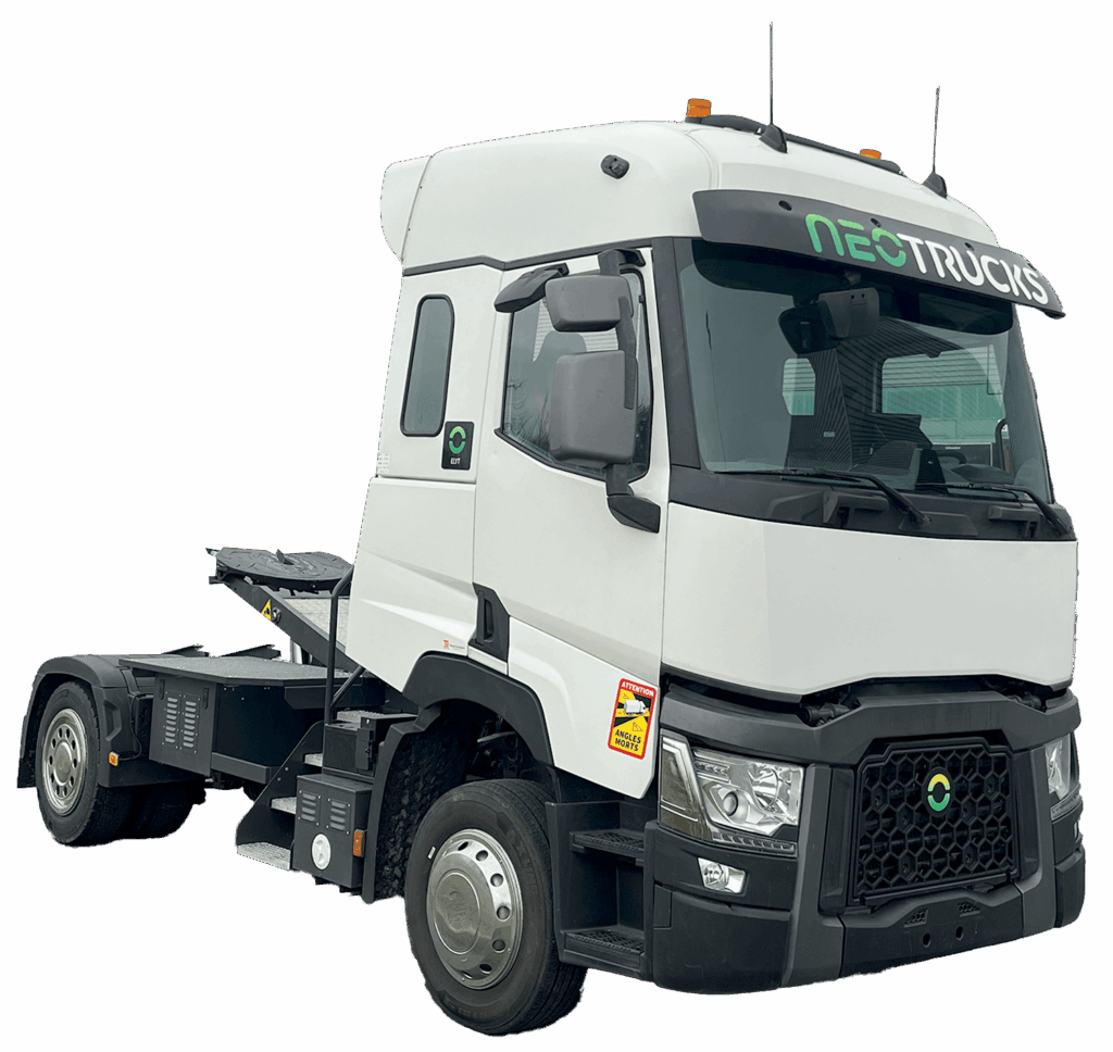 Tracteur de parc 100% électrique ELYT de NEOTRUCKS made in France fond blanc